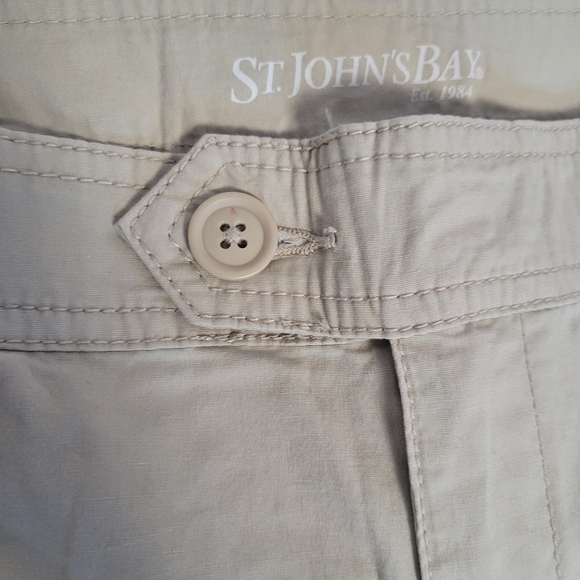 NWT St. John's Bay Khaki Capri Pants Women's Size 12 - Picture 12 of 12